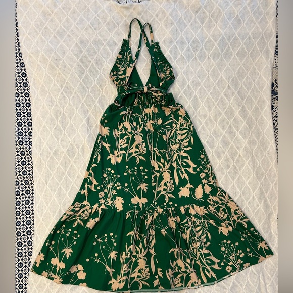 Borgo de Nor Women’s Floral Maxi Ruffle Crossback Dress. Green size 6. - Picture 12 of 13
